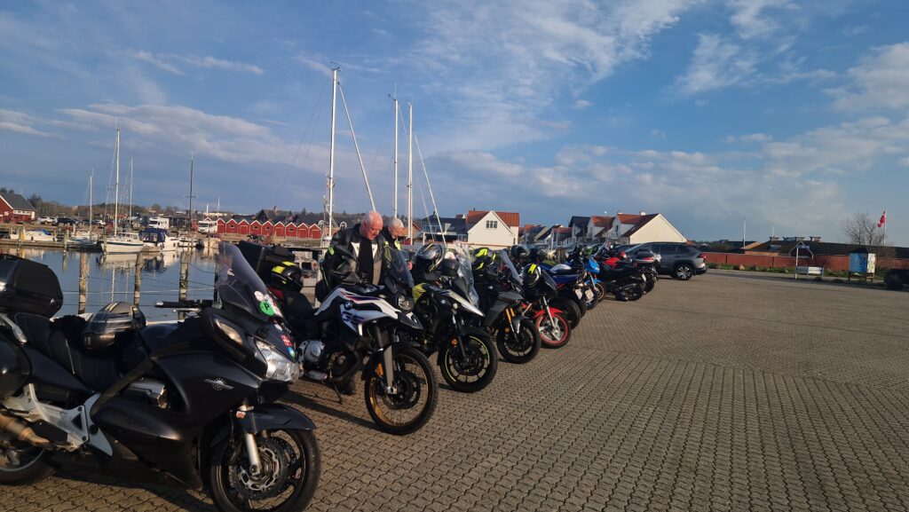 20250416 184311 1024x577